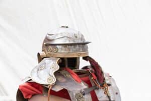 Greek vs Roman Armor-Res Militares
